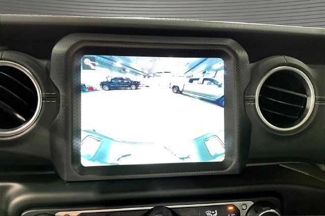 Used 2021 Jeep Gladiator Overland w/ Popular Equipment Package AWD/4WD image 15