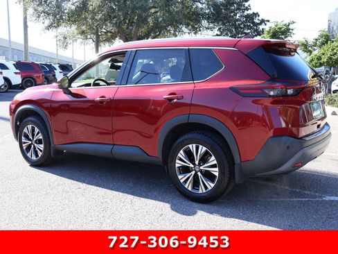 Used 2021 Nissan Rogue SV w/ Premium Package image 7