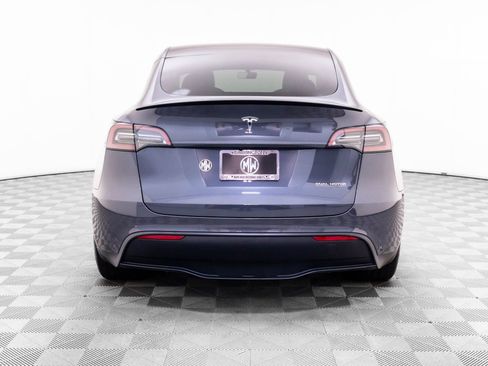 Used 2022 Tesla Model Y Performance AWD/4WD image 4