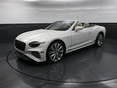 Used 2026 Bentley Continental GTC AWD/4WD image 32