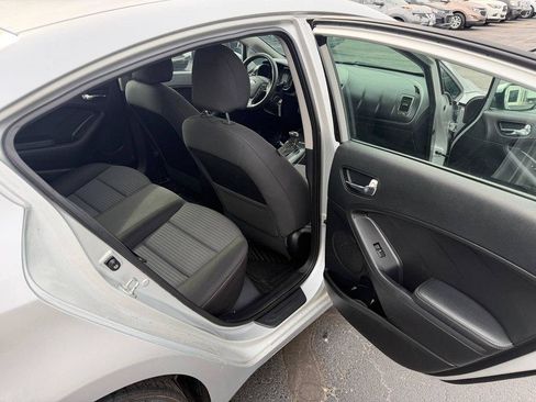 Used 2016 Kia Forte LX w/ LX Popular Plus Package FWD image 7