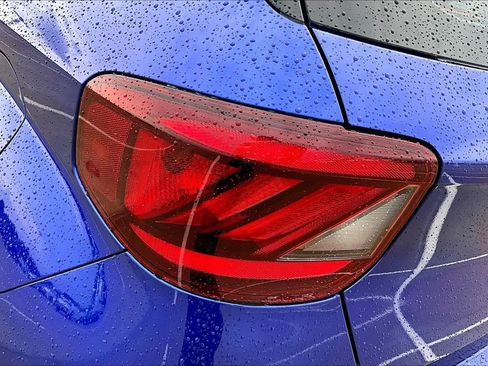 Certified 2025 Hyundai Venue SEL FWD image 29
