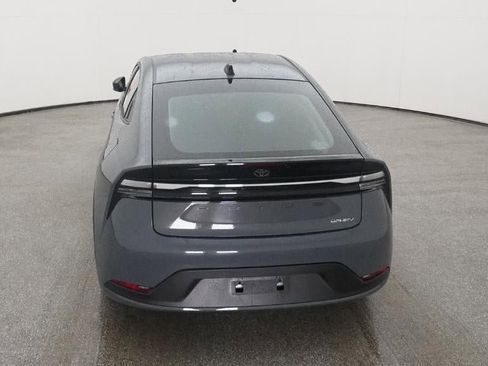 New 2026 Toyota Prius Plug-In Hybrid image 7