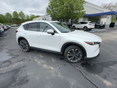Used 2023 MAZDA CX-5 AWD 2.5 S w/ Premium Package image 2