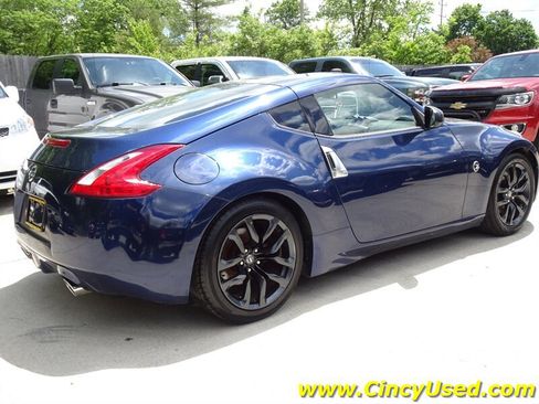 Used 2015 Nissan 370Z Coupe RWD image 5