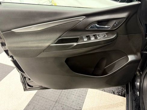 Used 2022 Chevrolet Bolt LT w/ Driver Confidence Package image 13