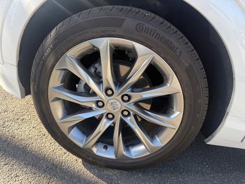 Used 2024 Buick Encore GX Avenir w/ Avenir Technology Package image 5