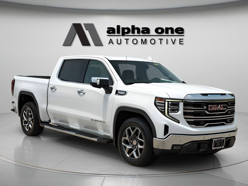 Used 2022 GMC Sierra 1500 SLT RWD image 3