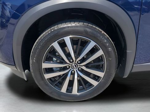 Certified 2024 Nissan Pathfinder Platinum w/ Cargo Package image 11