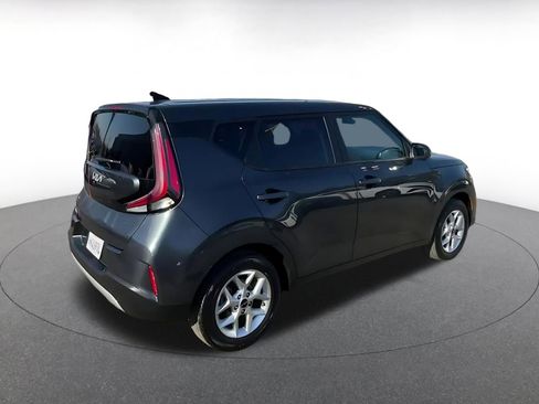 Used 2025 Kia Soul LX w/ LX Technology Package image 15