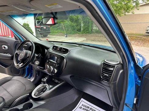 Used 2016 Kia Soul + w/ Designer's Package image 26