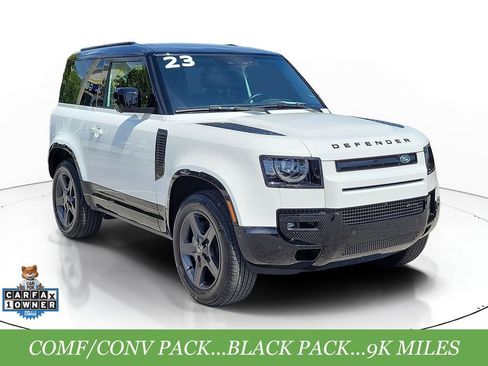 Used 2023 Land Rover Defender 90 X-Dynamic SE image 1