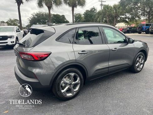 New 2026 Ford Escape ST-Line w/ Tech Pack #1 FWD image 7