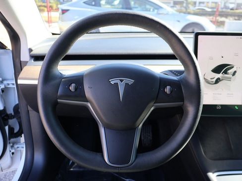 Used 2022 Tesla Model 3 Long Range image 46