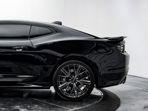 Used 2021 Chevrolet Camaro ZL1 image 10