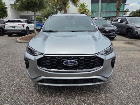 Used 2023 Ford Escape ST-Line w/ Tech Pack #1 FWD image 17