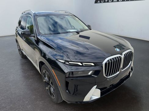Used 2023 BMW X7 xDrive40i image 11