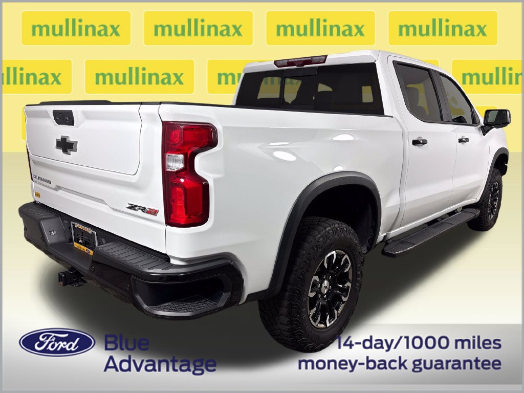 Used 2024 Chevrolet Silverado 1500 ZR2 w/ Technology Package AWD/4WD image 4