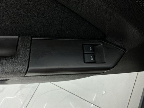 Used 2012 Ford Mustang GT RWD image 32