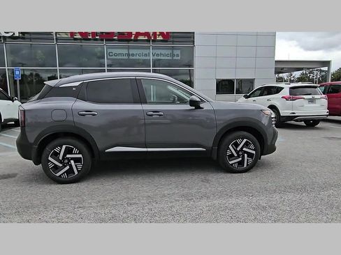 New 2026 Nissan Kicks SV FWD image 35