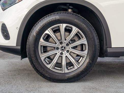 Certified 2026 Mercedes-Benz GLC 300 4MATIC image 12