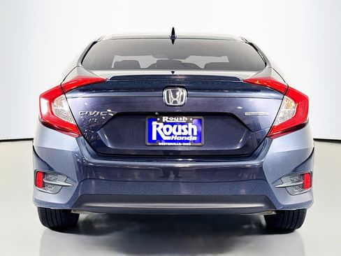 Used 2017 Honda Civic Touring image 6