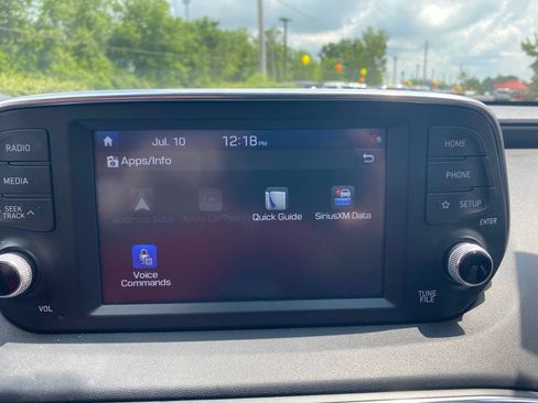 Used 2020 Hyundai Santa Fe SEL w/ Convenience + Premium Package AWD/4WD image 34