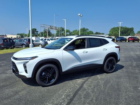 New 2025 Chevrolet Trax ACTIV w/ Driver Confidence Package image 7