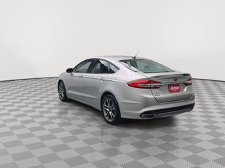 Used 2017 Ford Fusion SE video 2