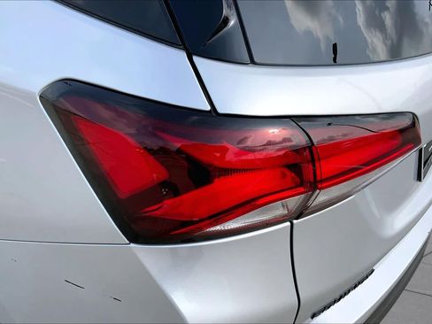 Certified 2022 Chevrolet Equinox RS w/ Infotainment Package FWD image 28