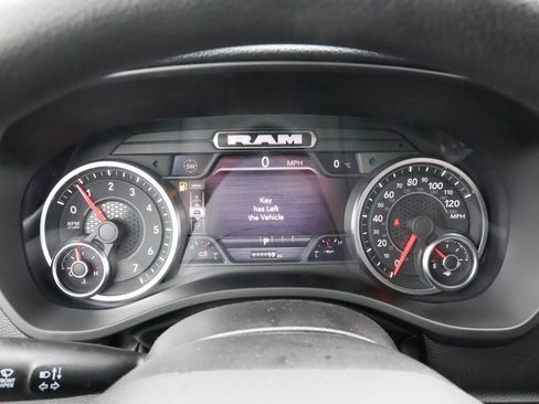 New 2026 RAM 1500 Express image 26