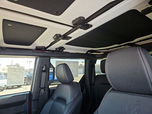 New 2026 Ford Bronco Badlands image 22