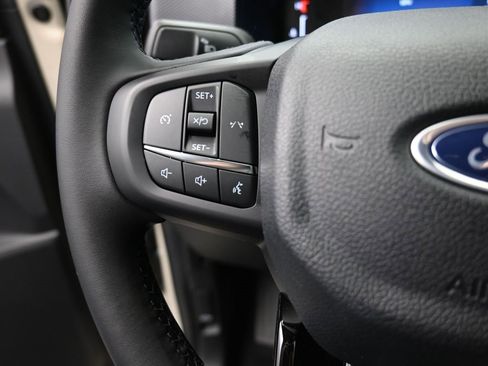 New 2025 Ford Ranger XLT w/ Equipment Group 301A High image 30