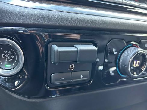 Used 2023 Chevrolet Silverado 1500 RST w/ Rally Edition AWD/4WD image 37