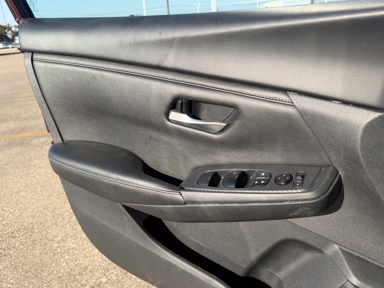 Certified 2025 Nissan Sentra SV FWD image 22