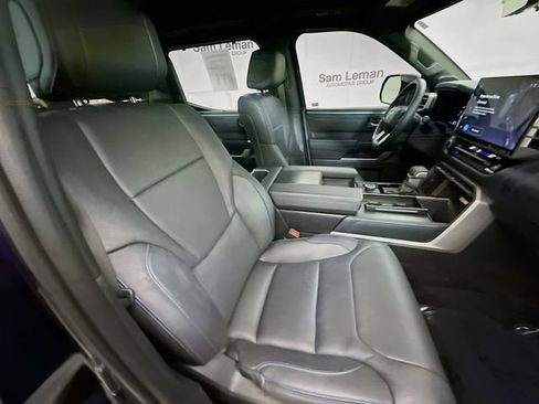 Used 2022 Toyota Tundra Platinum AWD/4WD image 30