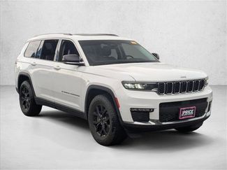 Used 2022 Jeep Grand Cherokee L Limited w/ Luxury Tech Group II video 3