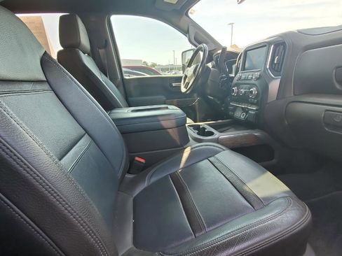 Used 2020 GMC Sierra 2500 Denali w/ Gooseneck/5TH Wheel Package AWD/4WD image 4