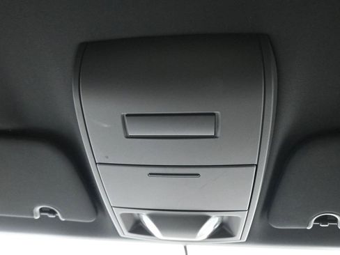 Used 2016 Dodge Grand Caravan SE image 22