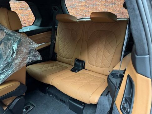 New 2026 BMW X7 xDrive40i image 5