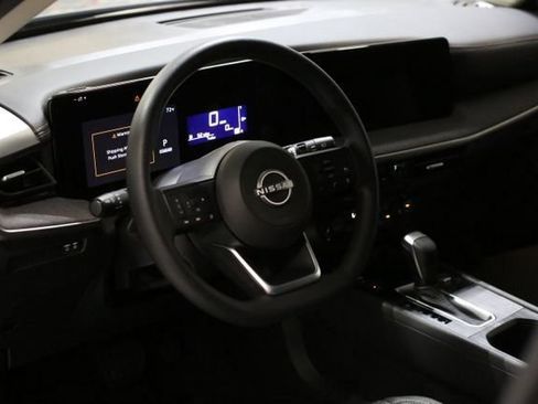 New 2026 Nissan Kicks SV image 7