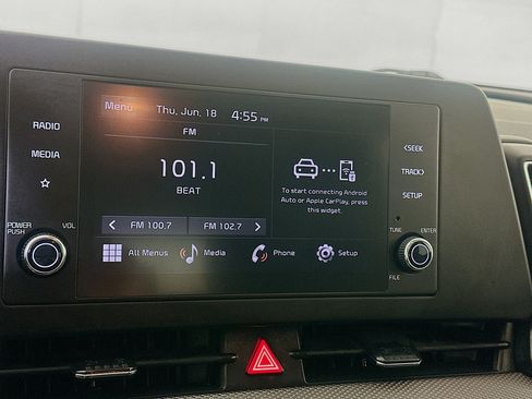 Used 2025 Kia Sportage LX FWD image 19