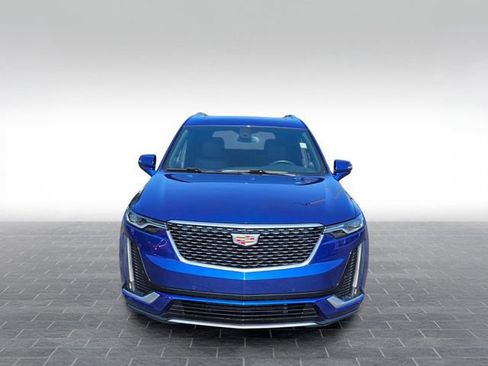 Used 2024 Cadillac XT6 Premium Luxury w/ LPO, Floor Liner Package AWD/4WD image 2