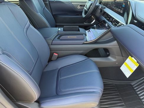 New 2026 INFINITI QX80 4WD image 28