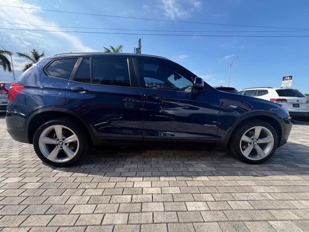 Used 2017 BMW X3 sDrive28i RWD image 10