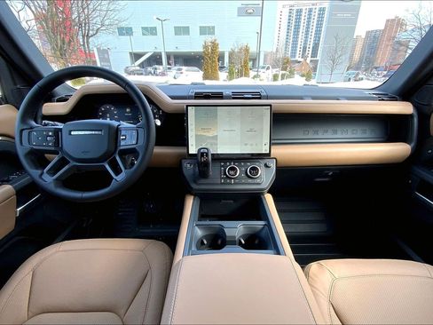 New 2026 Land Rover Defender 110 X-Dynamic SE image 5