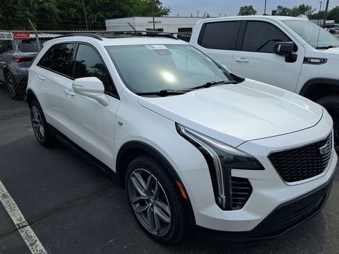Used 2021 Cadillac XT4 Sport w/ Sun And Sound Package AWD/4WD image 6