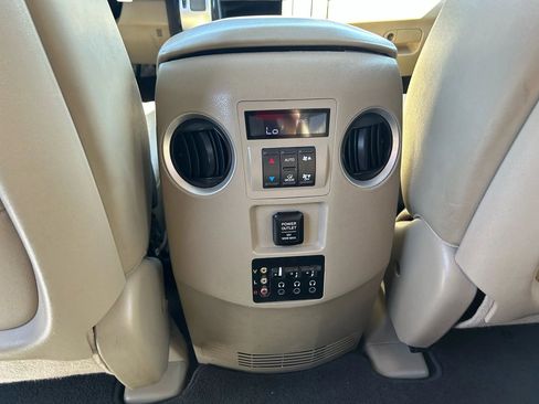 Used 2009 Honda Pilot Touring image 29