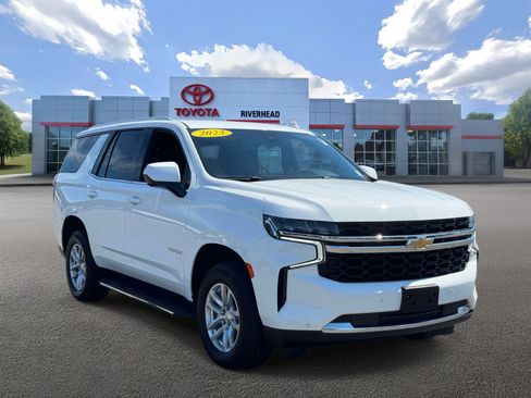 Used 2023 Chevrolet Tahoe LS AWD/4WD image 2