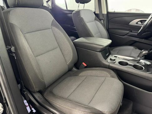 Used 2020 Chevrolet Traverse LT w/ LPO, Black Accent Package AWD/4WD image 33